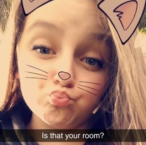 Meet your Posher, Lexi